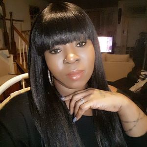 Meet your Posher, Bella annecia